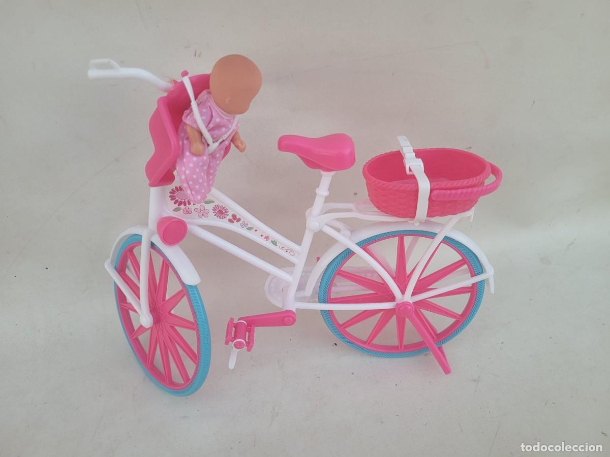 Poup&eacute;es Modernes: Set &rdquo;Bike Tour&rdquo; de Simba Steffi Love.