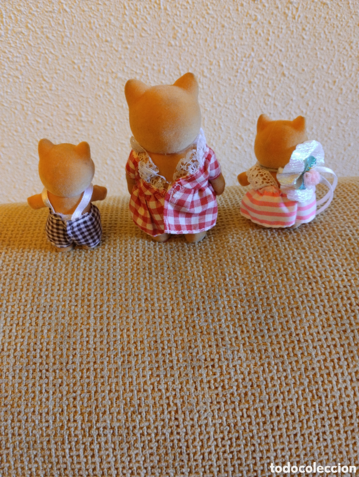 Mu&ntilde;ecas modernas: Lote Gatitos Sylvanian - Foto 2