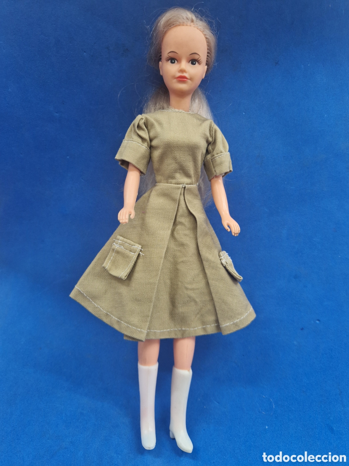 Mu&ntilde;ecas modernas: Tressy ,Bella 31-07 mu&ntilde;eca