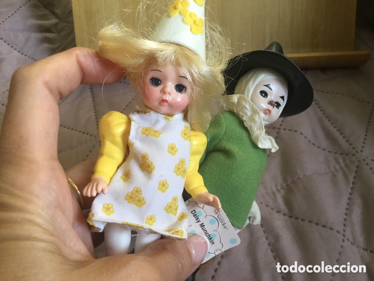 Mu&ntilde;ecas modernas: Mu&ntilde;equitos madame alexander con etiqueta