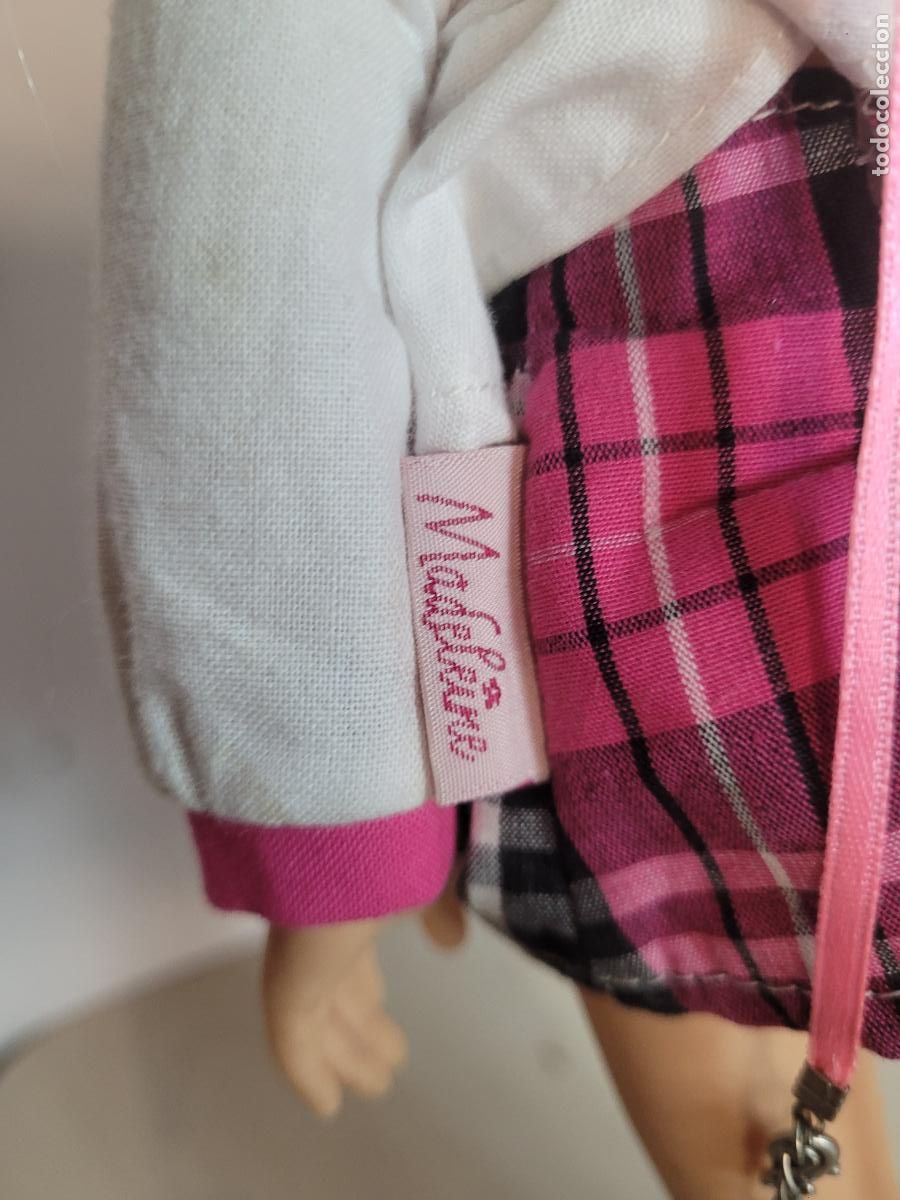 Mu&ntilde;ecas modernas: mu&ntilde;eca madeleine simba colegiala - Foto 8