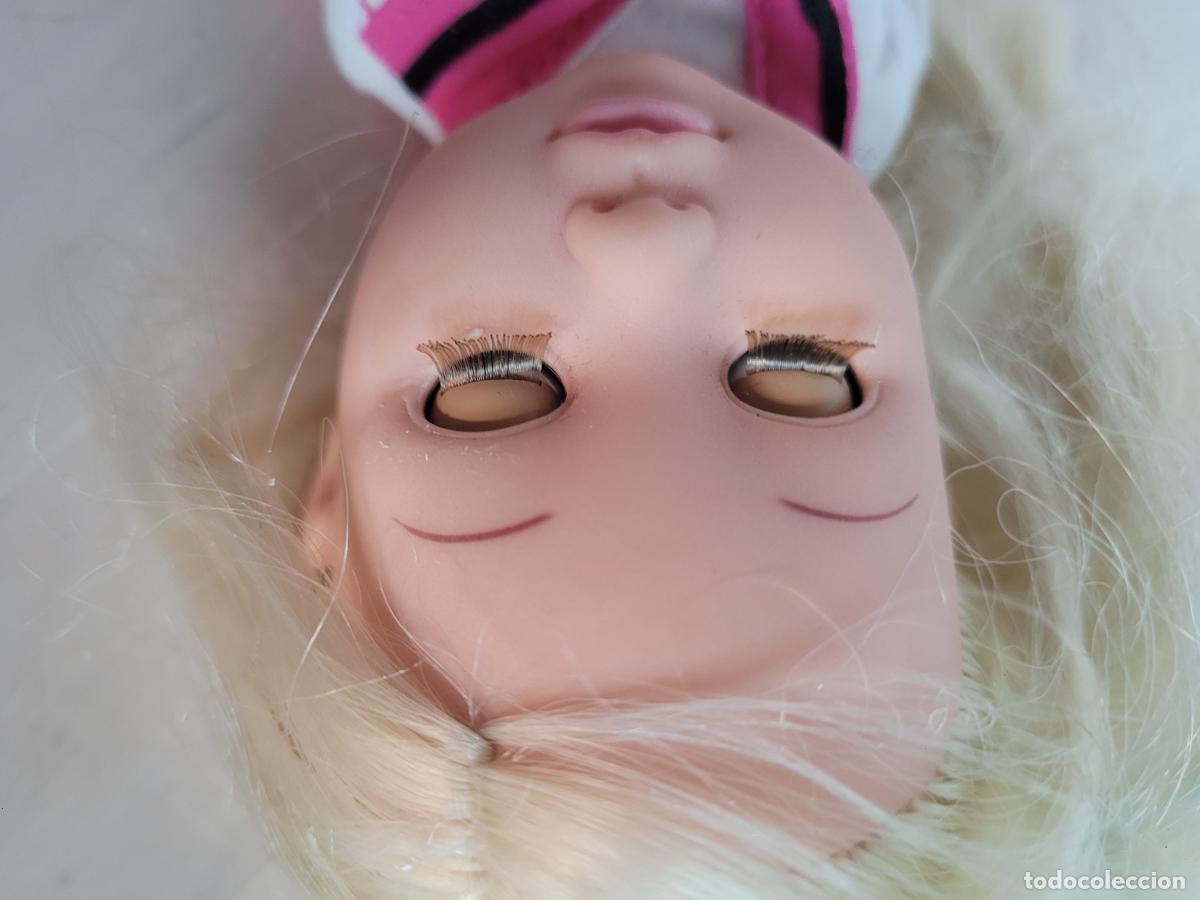 Mu&ntilde;ecas modernas: mu&ntilde;eca madeleine simba colegiala - Foto 10