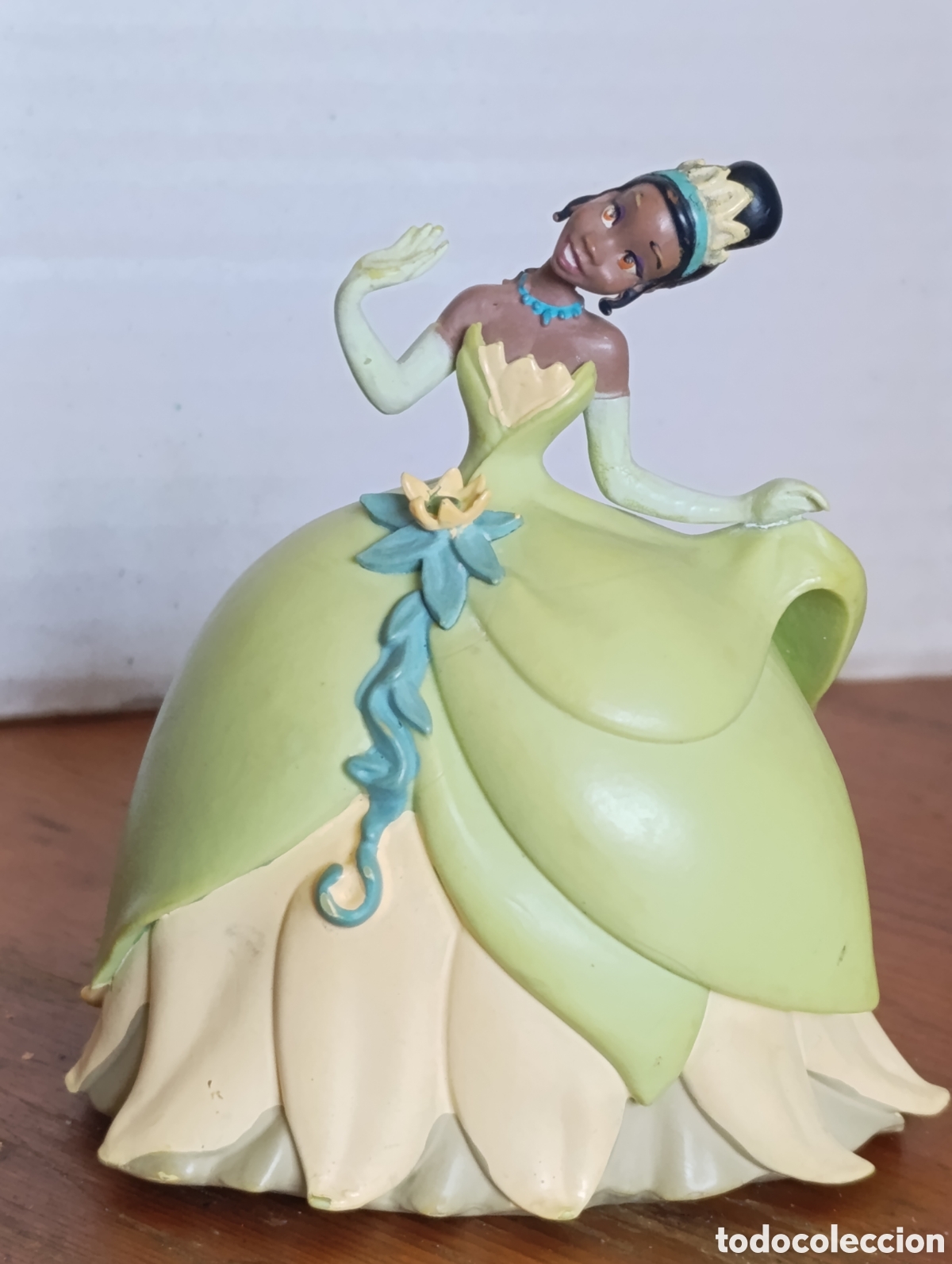 Mu&ntilde;ecas modernas: FIGURA DE PRINCESA TIANA DE DISNEY.