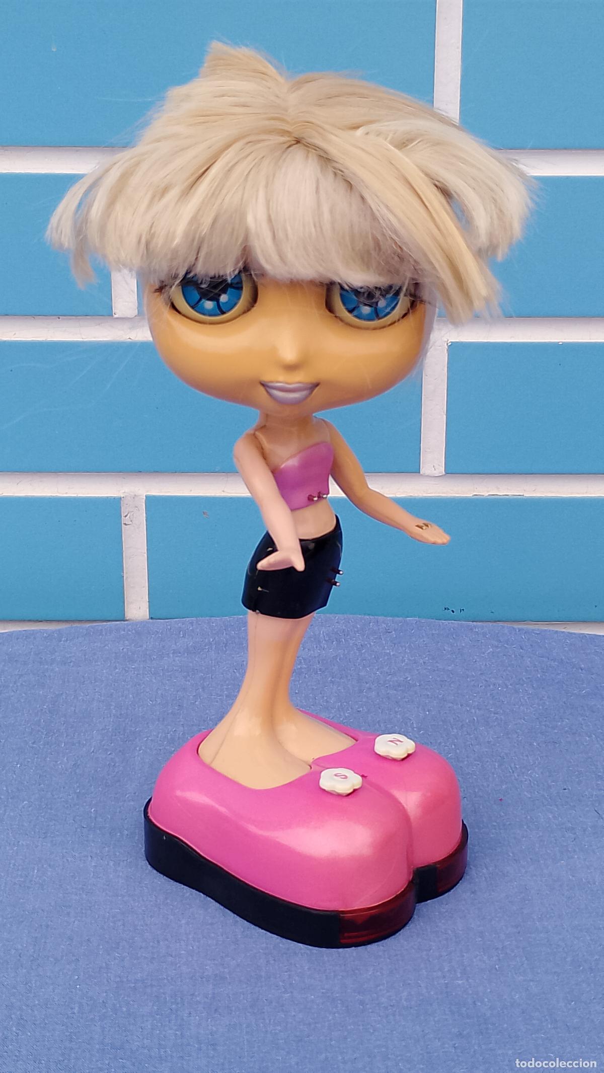 Mu&ntilde;ecas modernas: Antigua mu&ntilde;eca interactiva Diva Starz Alexa de Mattel para reparar