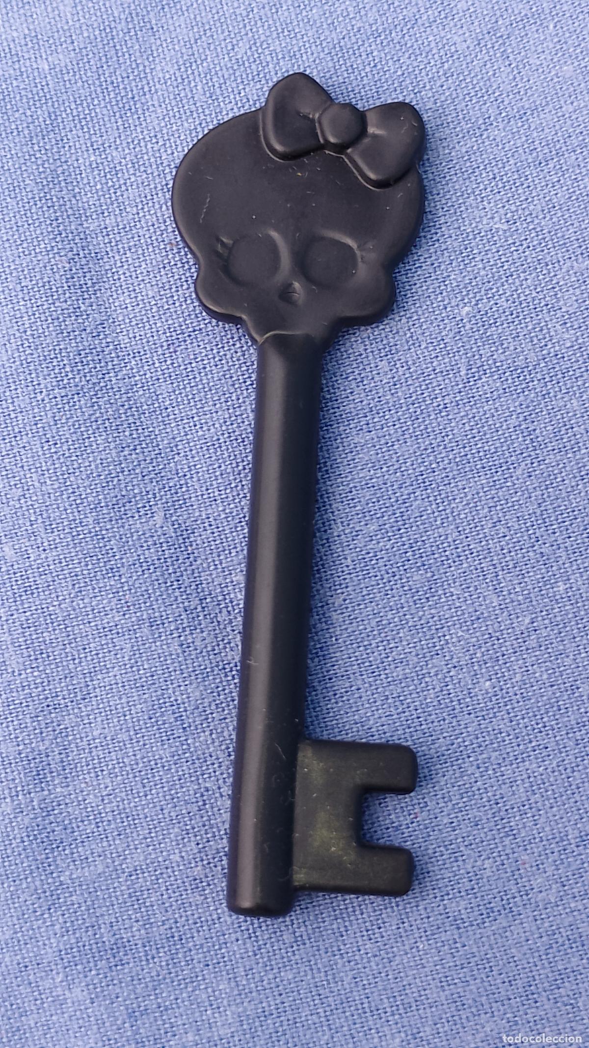 Mu&ntilde;ecas modernas: Llave negra de mu&ntilde;ecas Monster High de Mattel
