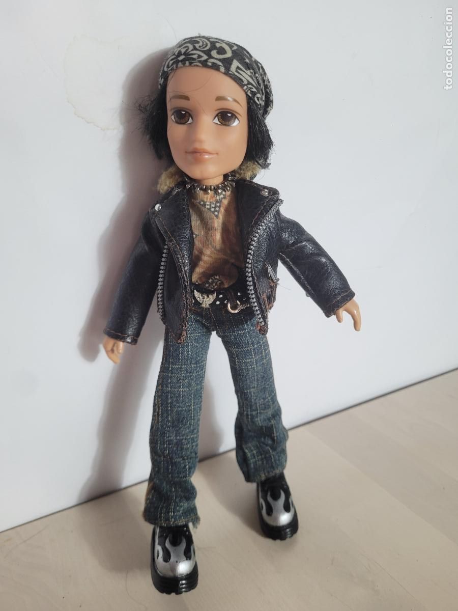 Mu&ntilde;ecas modernas: bratz cade boy 2003 motorista mga