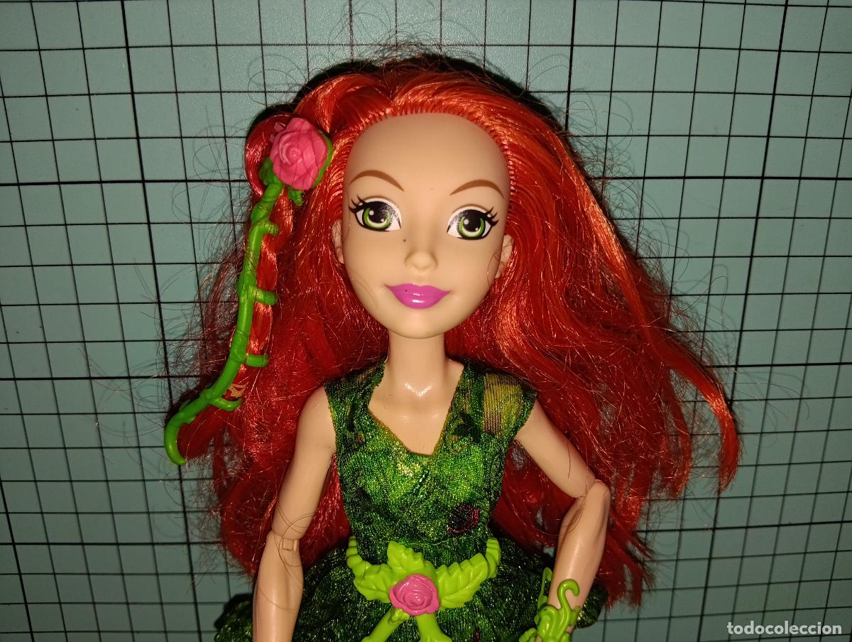 Mu&ntilde;ecas modernas: mu&ntilde;eca Poison Ivy Super Hero Girls Mattel