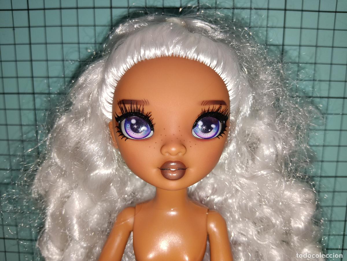 Mu&ntilde;ecas modernas: Mu&ntilde;eca Rainbow high color and create