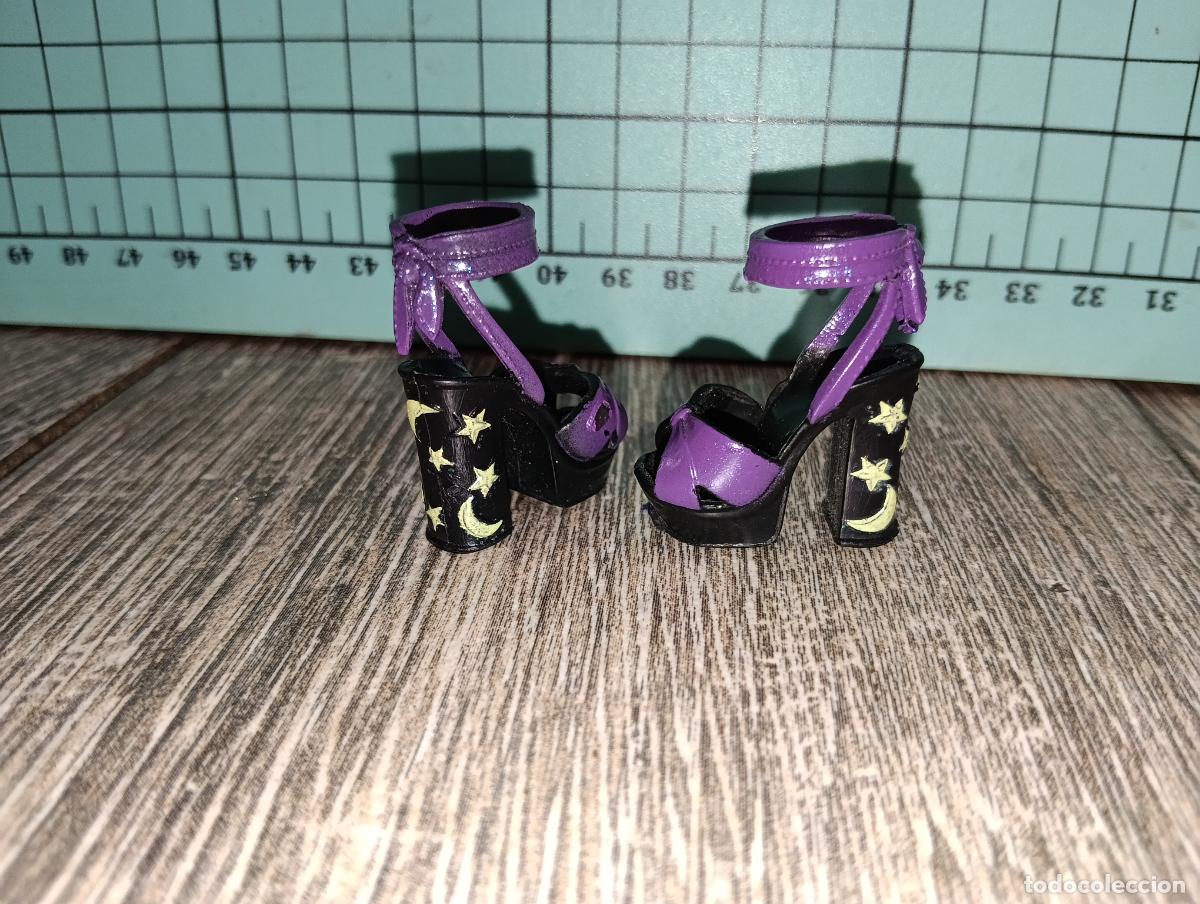 Mu&ntilde;ecas modernas: Zapatos de mu&ntilde;eca Rainbow high - Foto 2