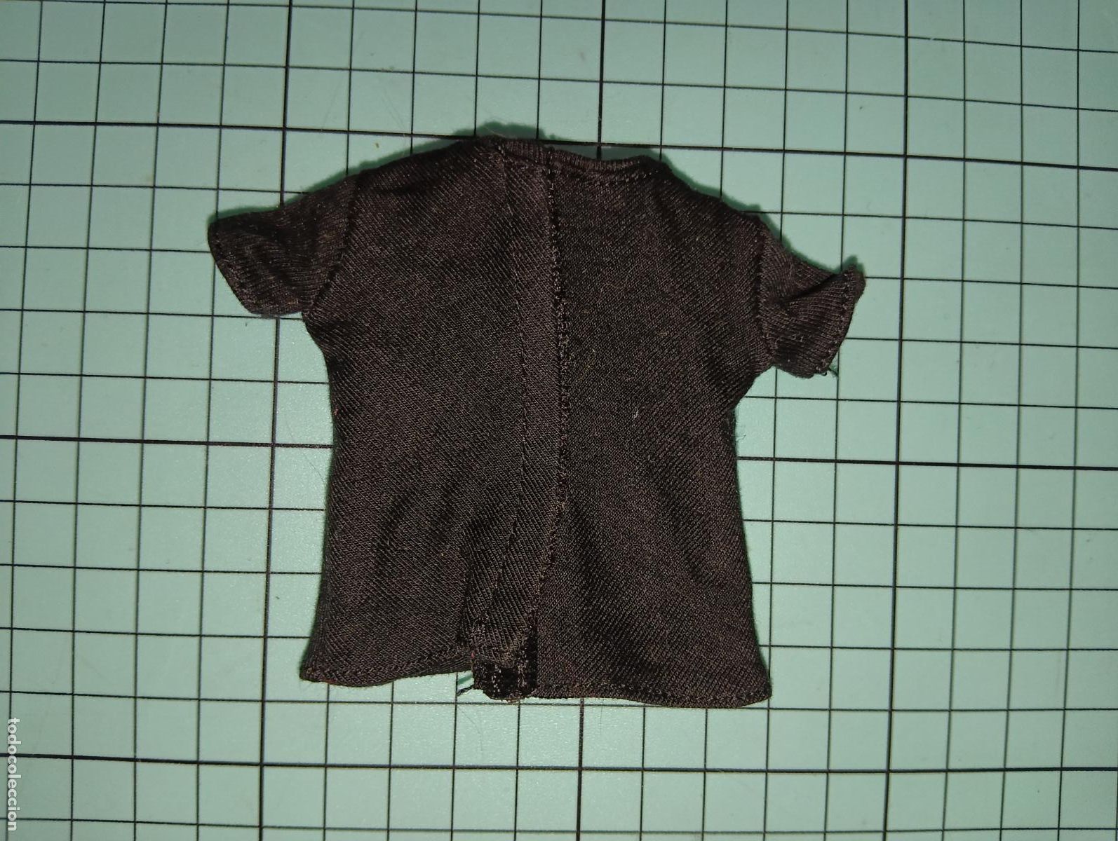 Mu&ntilde;ecas modernas: Camiseta de mu&ntilde;eco Rainbow high shadow - Foto 2