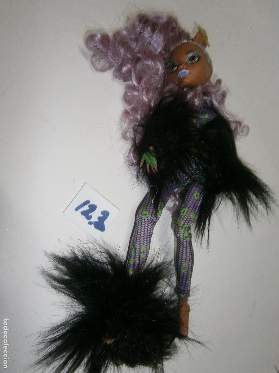 Mu&ntilde;ecas modernas: ANTIGUA MONSTER HIGH - CLAWDEEN WOLF