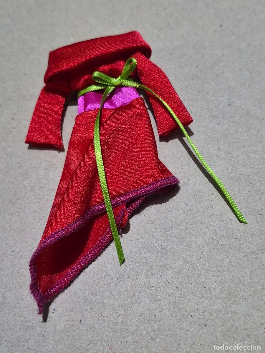 Mu&ntilde;ecas modernas: Vestido kimono mu&ntilde;eca Windows club Musa 2005