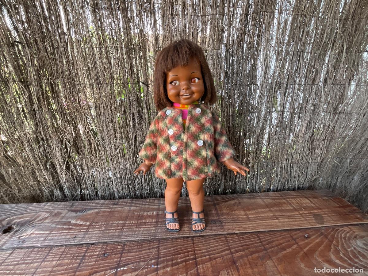 Mu&ntilde;ecas modernas: ANTIGUA MU&Ntilde;ECA GIGGLES NEGRA DE IDEAL TOYS CORP. - A&Ntilde;OS 60 - NECESITA LIMPIEZA
