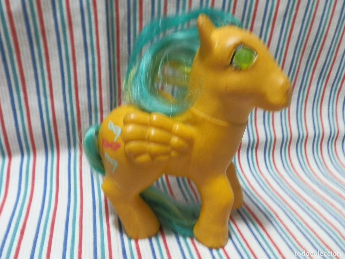Mu&ntilde;ecas modernas: PEQUE&Ntilde;O PONY ALADO MASQUERADE SPAIN, 1986 HASBRO