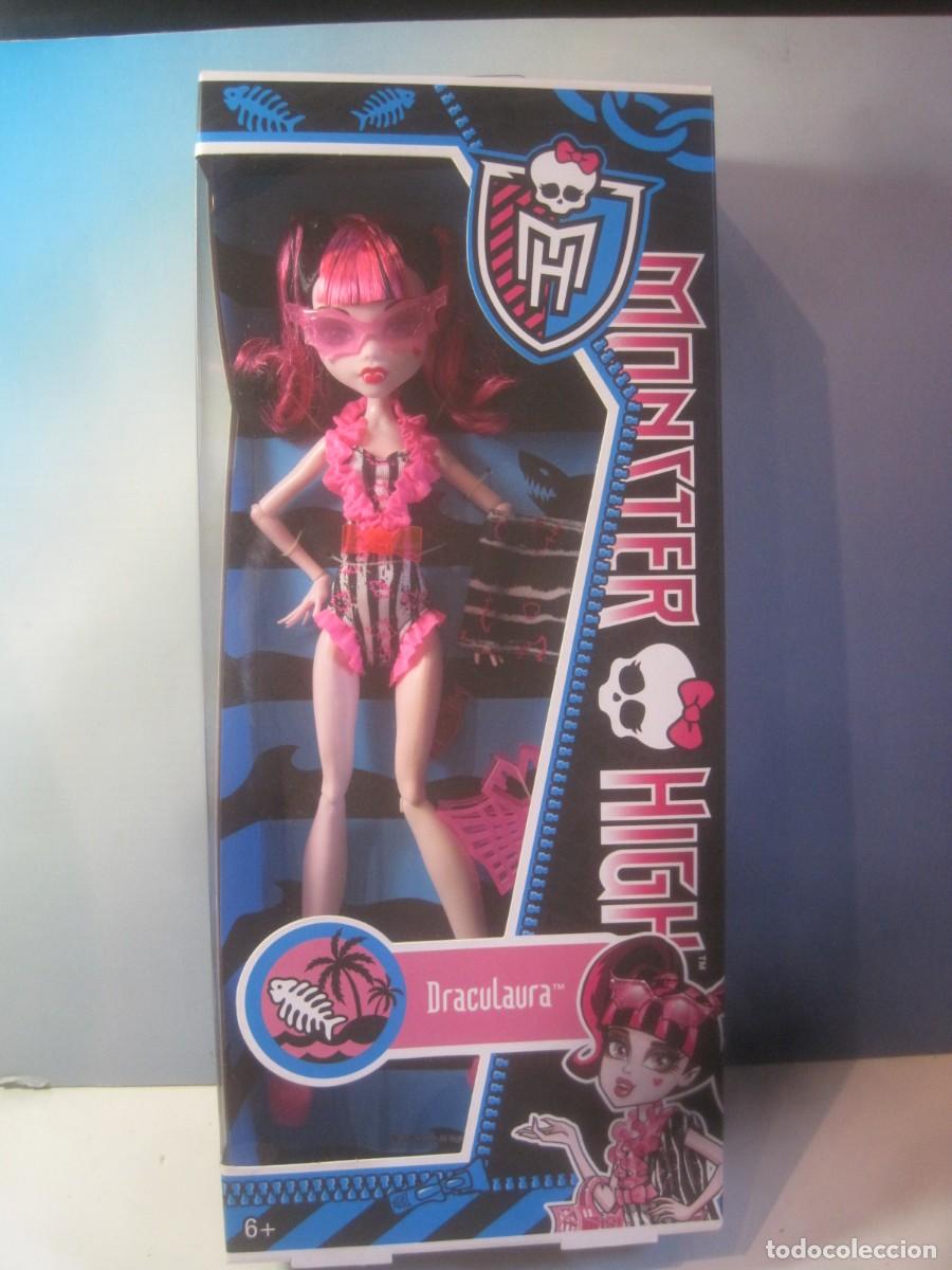 Mu&ntilde;ecas modernas: MU&Ntilde;ECA MONSTER HIGH DRACOLAURA DE MATTEL A&Ntilde;O 2012 NUEVA EN CAJA