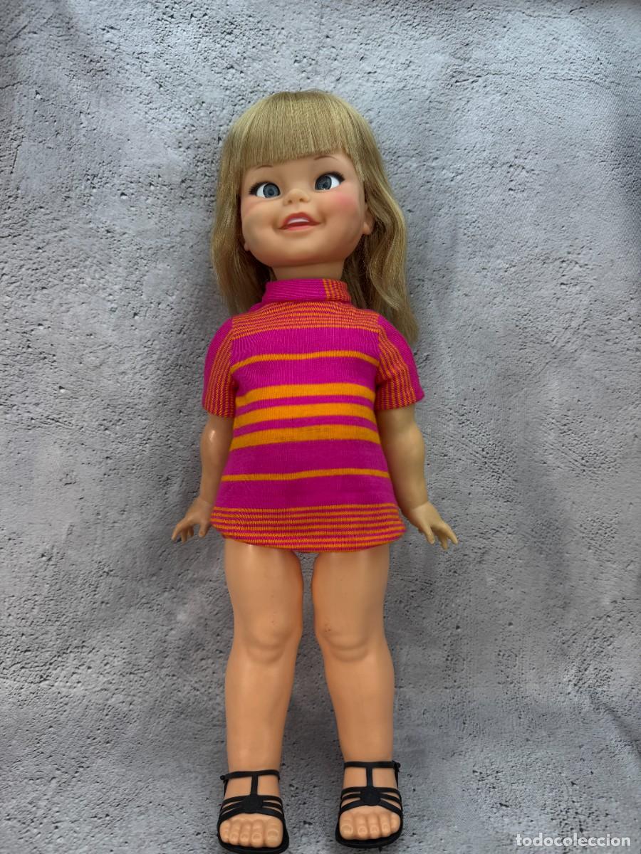 Mu&ntilde;ecas modernas: Mu&ntilde;eca Vintage Ideal Giggles 1966&ndash;1967 Original con Ojos M&oacute;viles y Cabeza Basculante &ndash; Ideal Toy