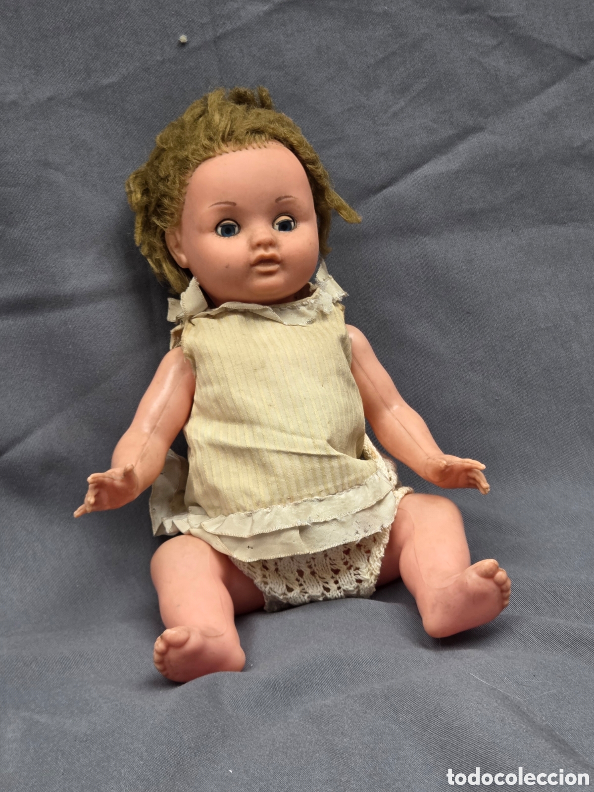 Mu&ntilde;ecas modernas: ANTIGUA MU&Ntilde;ECA PL&Aacute;STICO VINTAGE 30 CM.