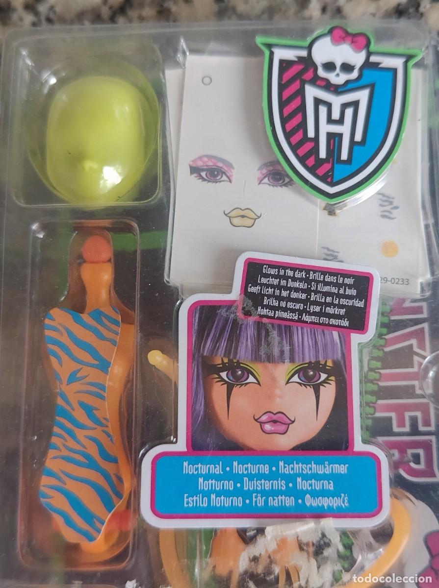 Mu&ntilde;ecas modernas: Blister Monster High Create-A-Monster. A&ntilde;o 2011 - Foto 3