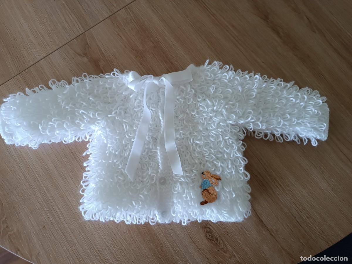 Mu&ntilde;ecas modernas: Chaqueta, gorro y pe&uacute;cos para beb&eacute; o mu&ntilde;eco reborn