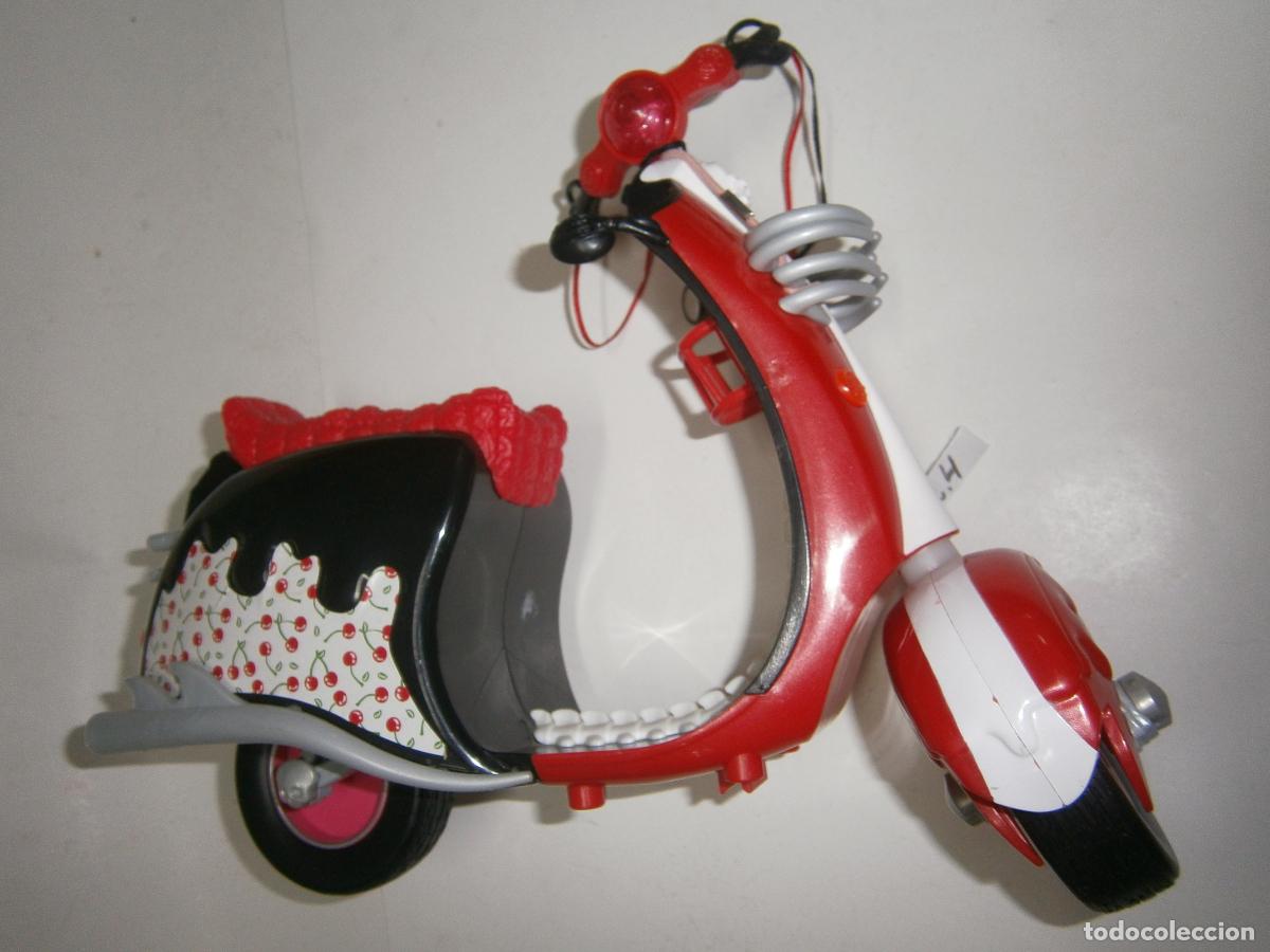 Mu&ntilde;ecas modernas: MOTO VESPA MONSTER HIGH - Foto 3