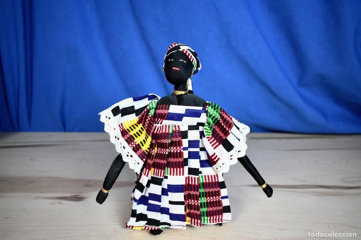 Mu&ntilde;ecas modernas: Mu&ntilde;eca Artesanal de tela Africana traje tradicional &eacute;tnico