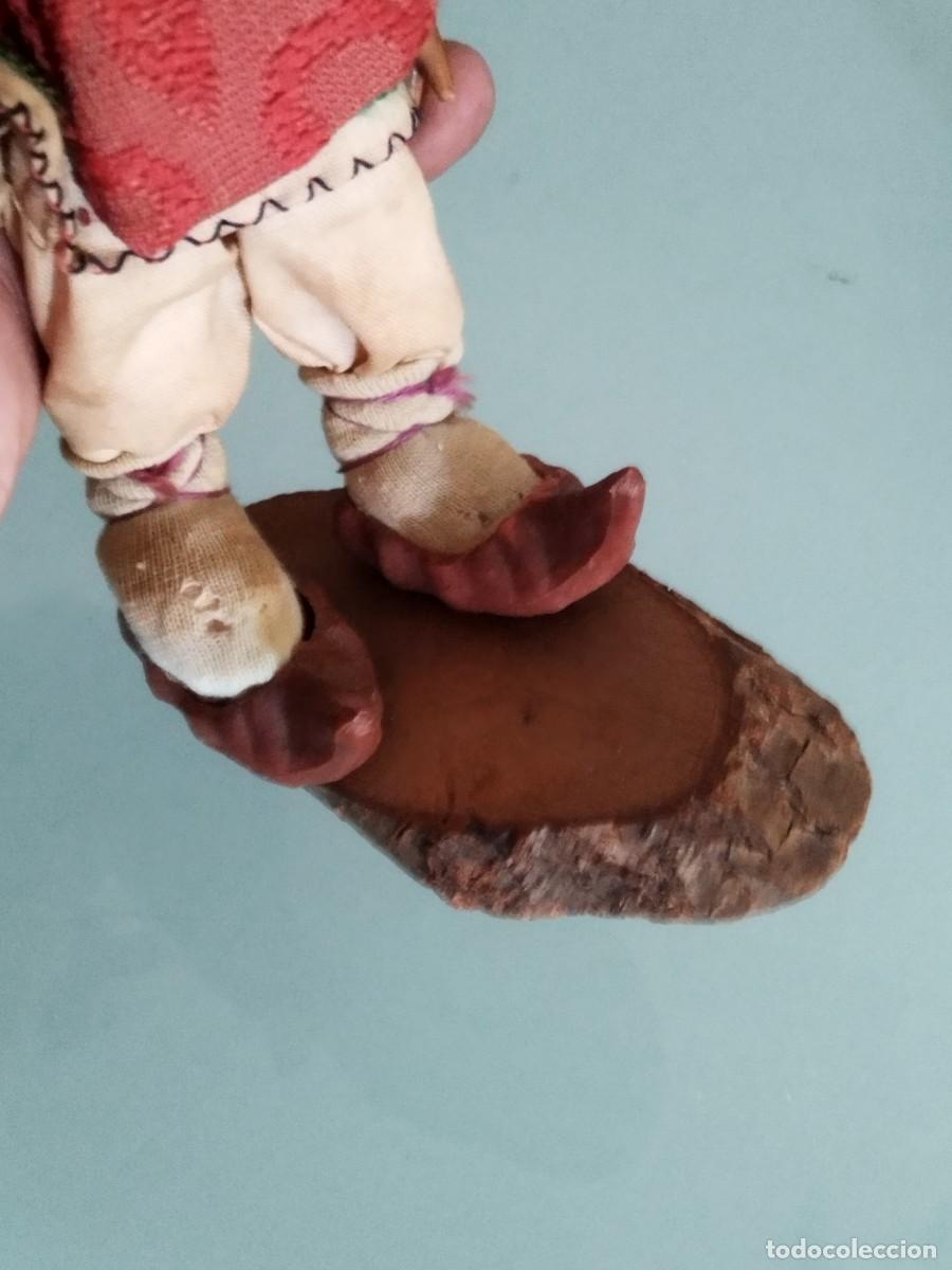 Mu&ntilde;ecas modernas: Antiguo mu&ntilde;eco con vestimenta tradicional de la URSS. - Foto 4