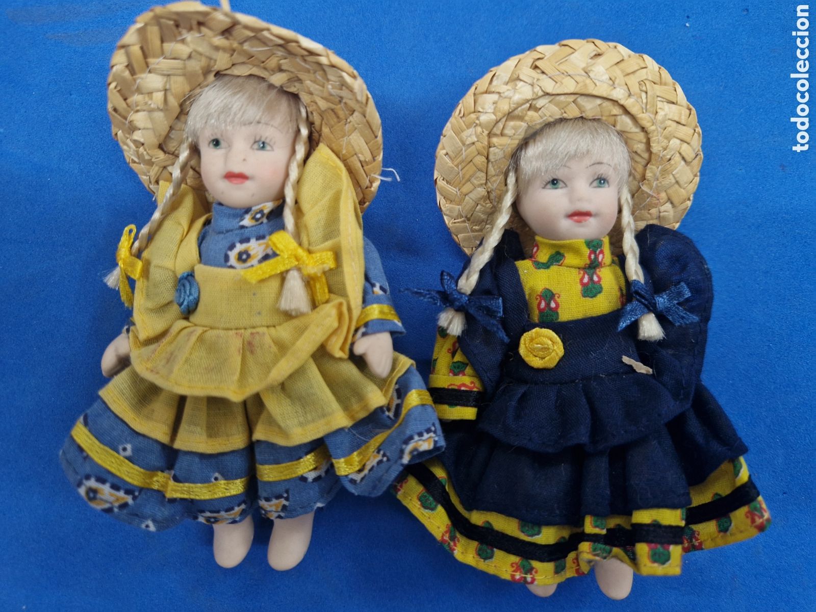 Mu&ntilde;ecas modernas: Pareja de mu&ntilde;ecas de porcelana