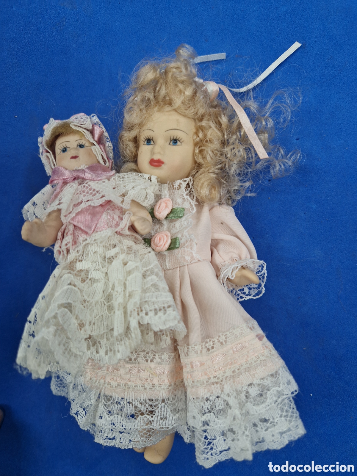 Mu&ntilde;ecas modernas: Mu&ntilde;eca con bebe de porcelana - Foto 4