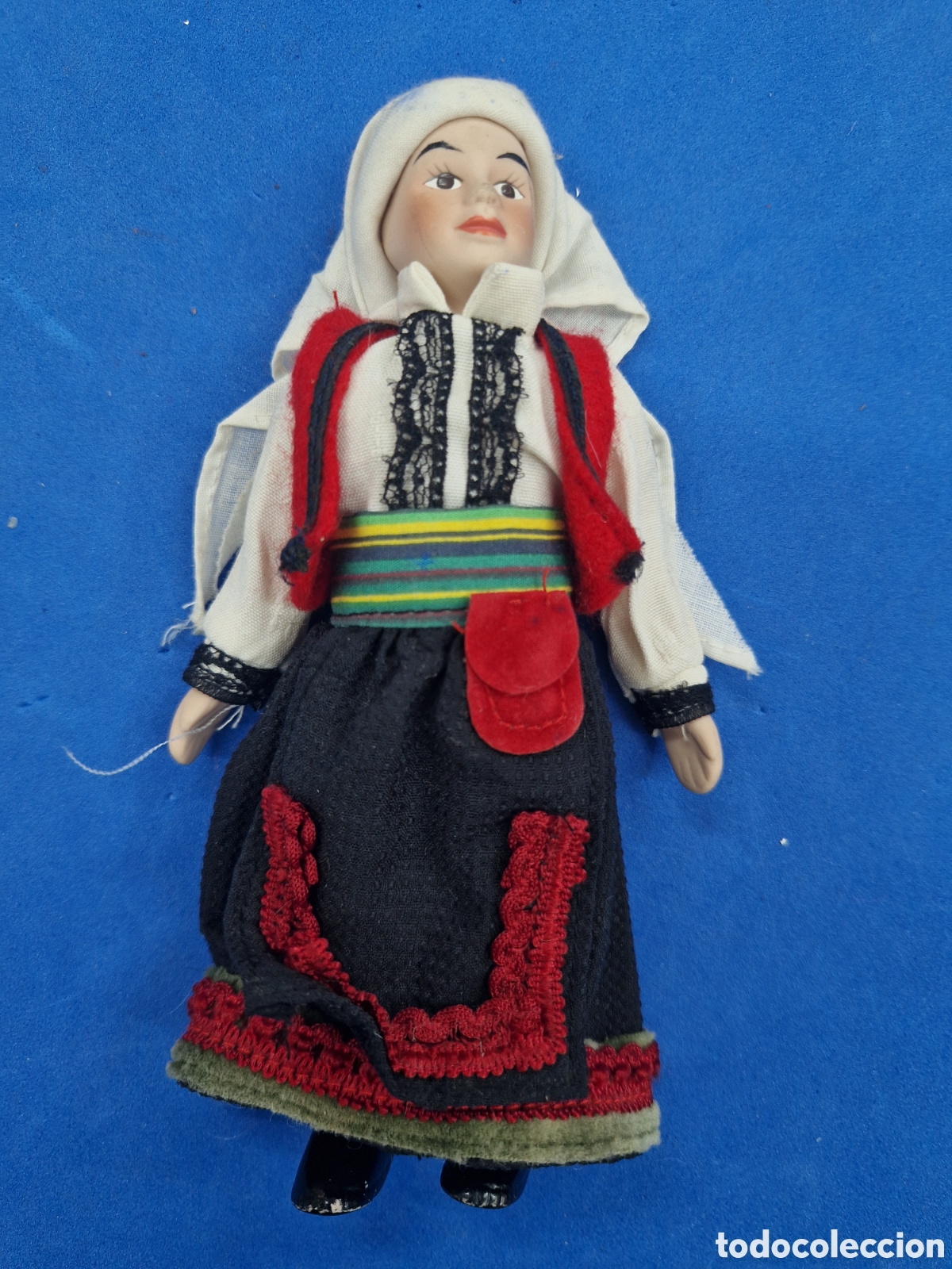 Mu&ntilde;ecas modernas: Mu&ntilde;eca de porcelana, pa&iacute;ses del mundo
