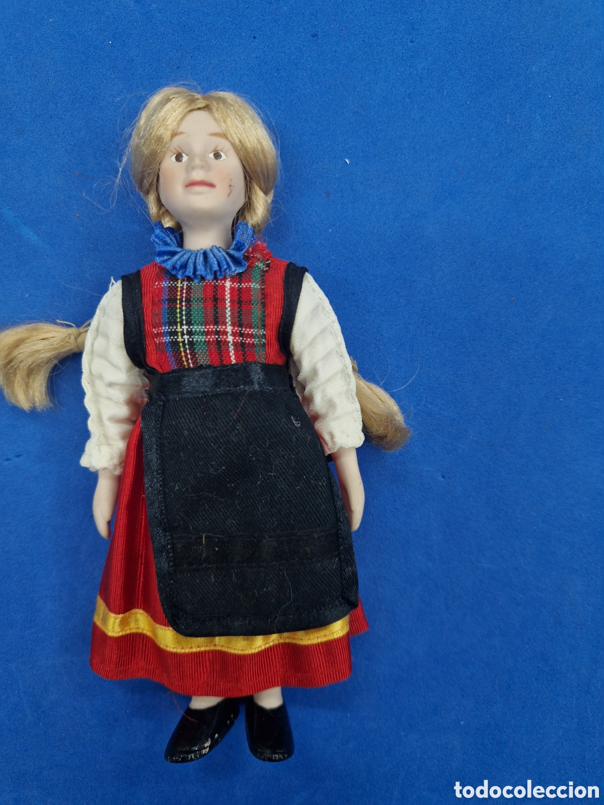 Mu&ntilde;ecas modernas: Mu&ntilde;eca de porcelana, pa&iacute;ses del mundo