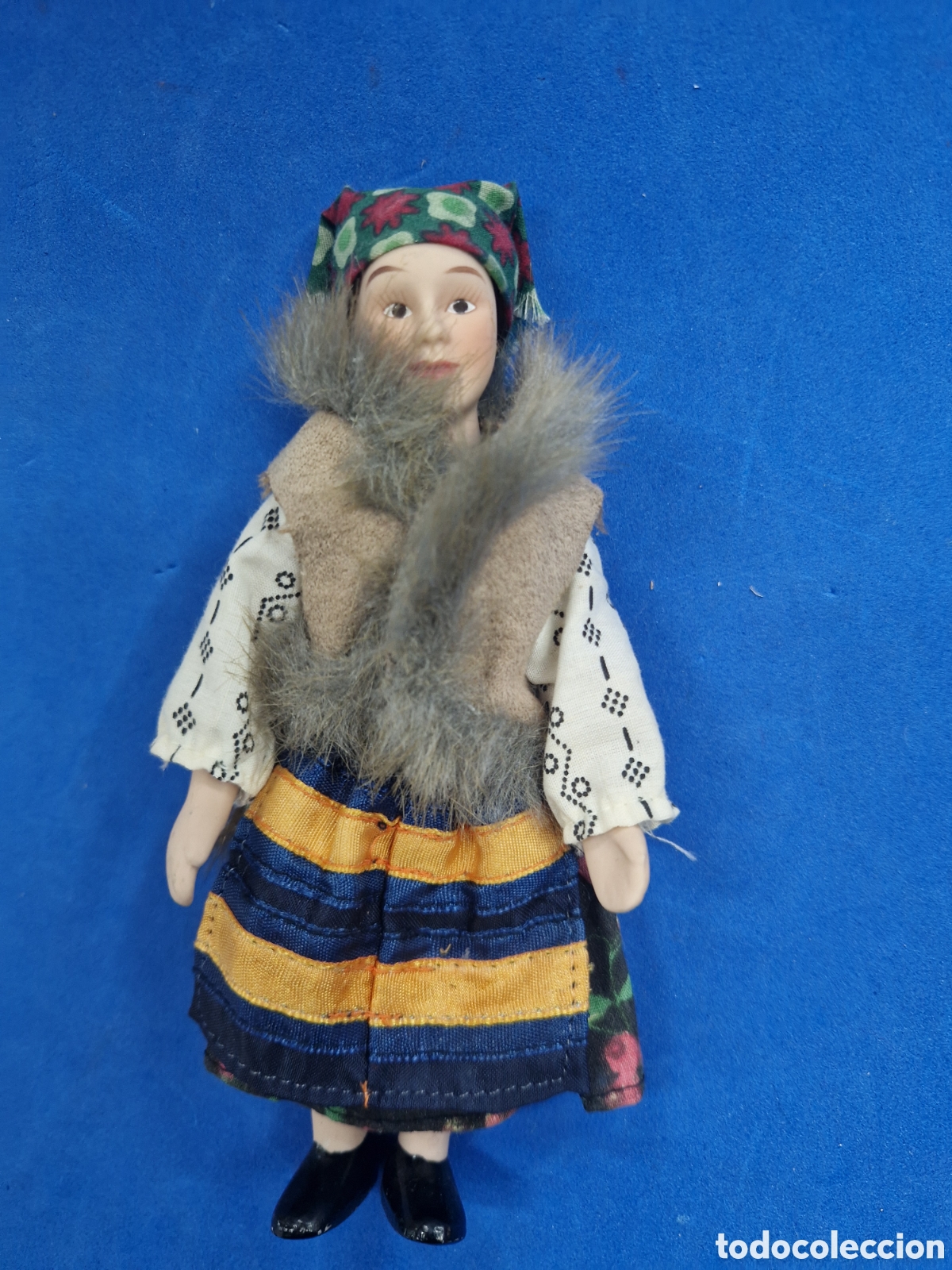 Mu&ntilde;ecas modernas: Mu&ntilde;eca de porcelana, pa&iacute;ses del mundo