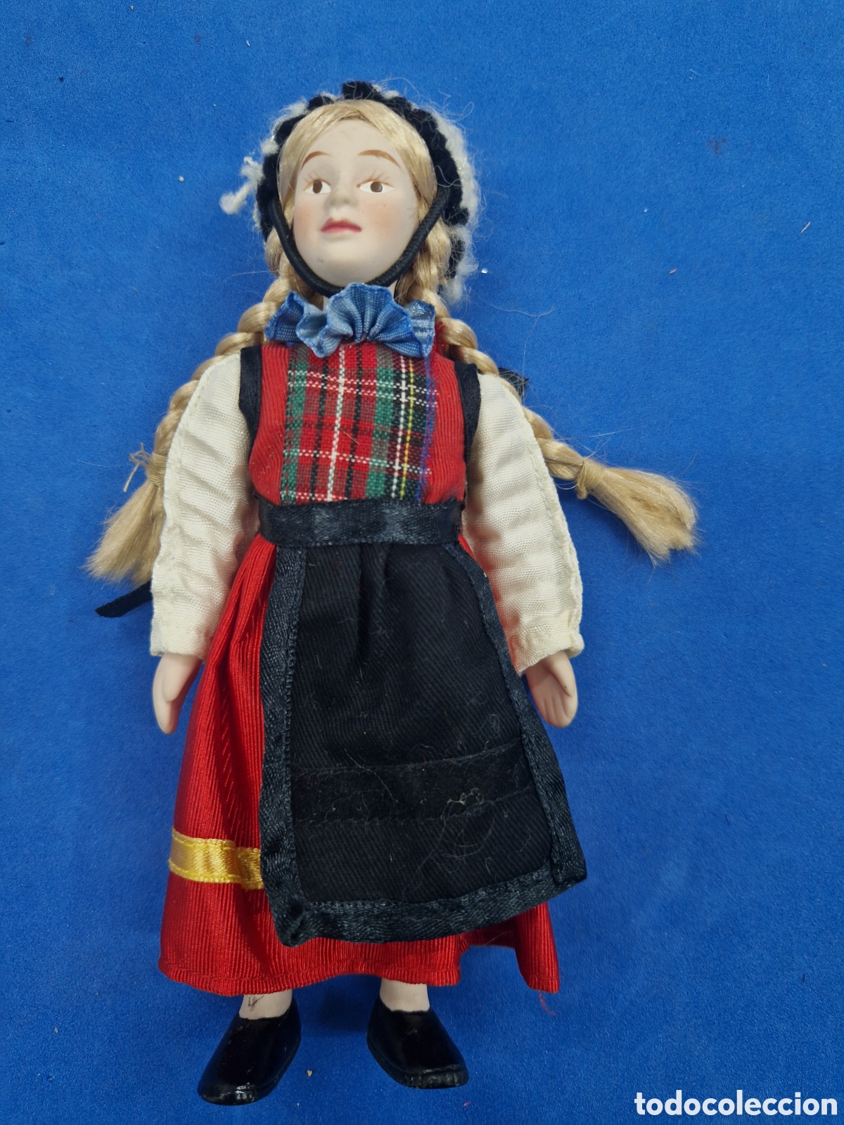Mu&ntilde;ecas modernas: Mu&ntilde;eca de porcelana, pa&iacute;ses del mundo