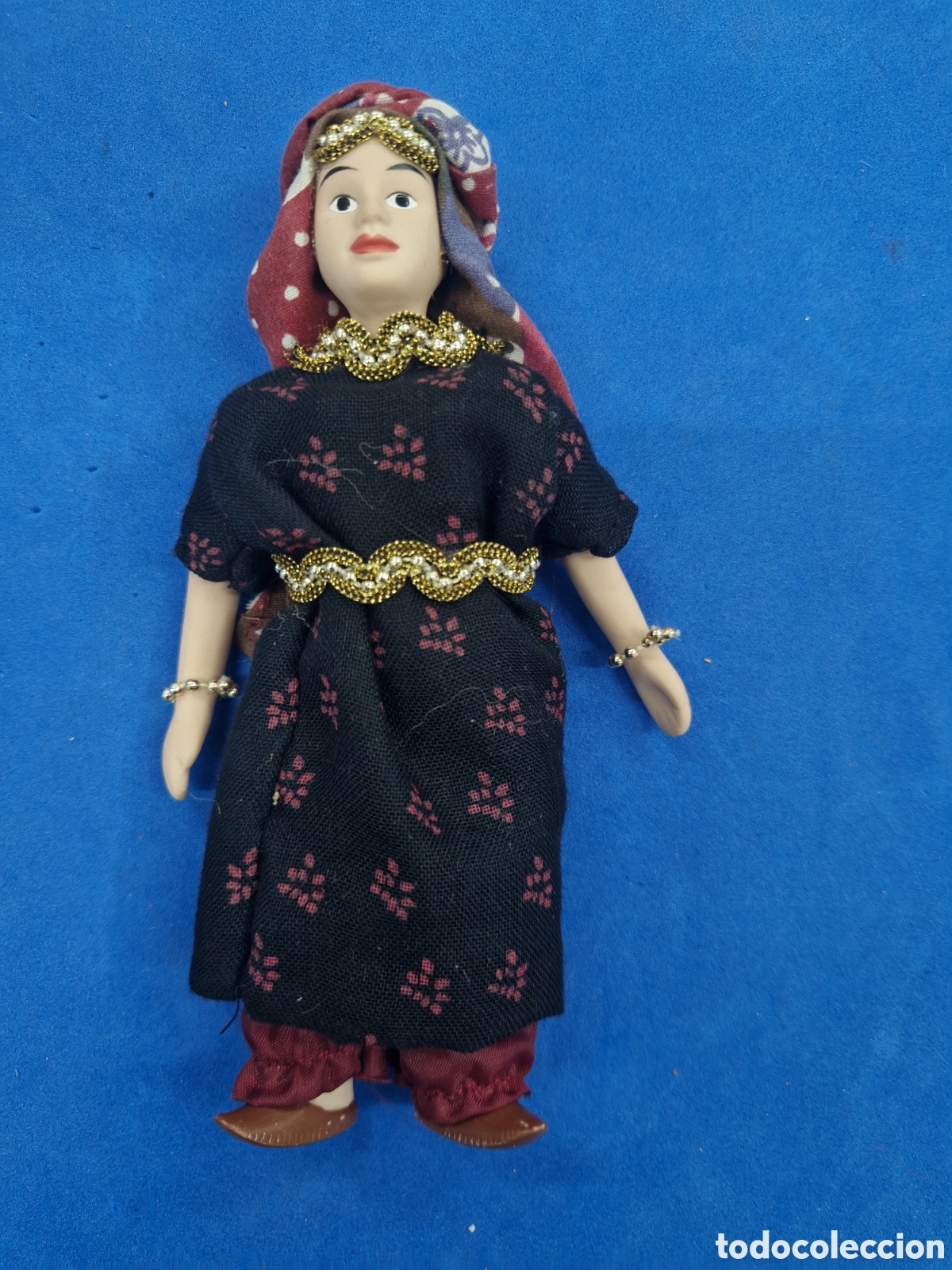 Mu&ntilde;ecas modernas: Mu&ntilde;eca de porcelana, pa&iacute;ses del mundo