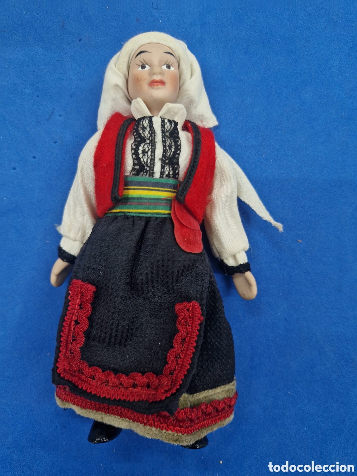 Mu&ntilde;ecas modernas: Mu&ntilde;eca de porcelana, pa&iacute;ses del mundo