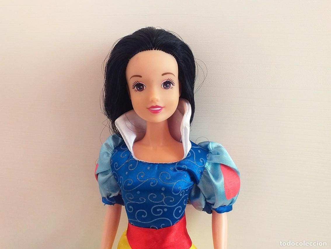 Mu&ntilde;ecas modernas: Mu&ntilde;eca disney princesa Blancanieves, simba toys