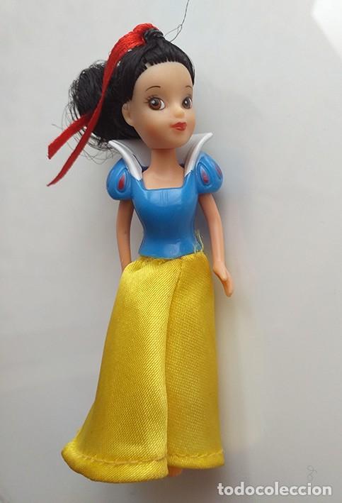 Mu&ntilde;ecas modernas: Mini mu&ntilde;eca Blancanieves - Foto 3