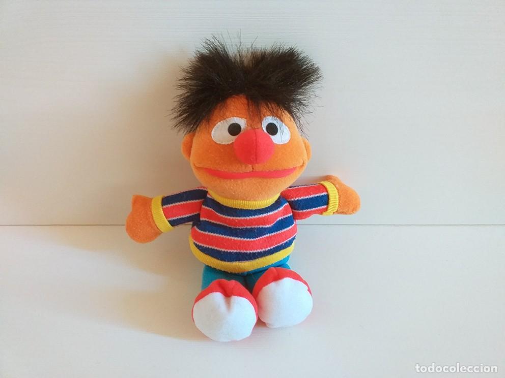 Mu&ntilde;ecas modernas: Mu&ntilde;eco de peluche barrio s&eacute;samo, Epi y Blas