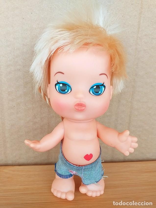 Mu&ntilde;ecas modernas: Mu&ntilde;eco jaggettis, mini Jaggets rubio de ojos azules, Famosa