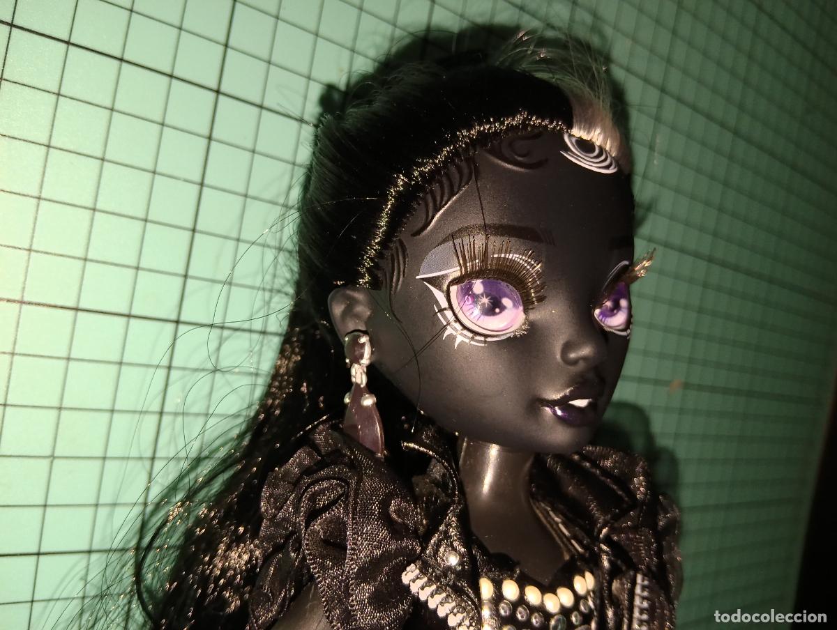 Mu&ntilde;ecas modernas: Mu&ntilde;eca Rainbow high Shadow Shanelle Onyx - Foto 2