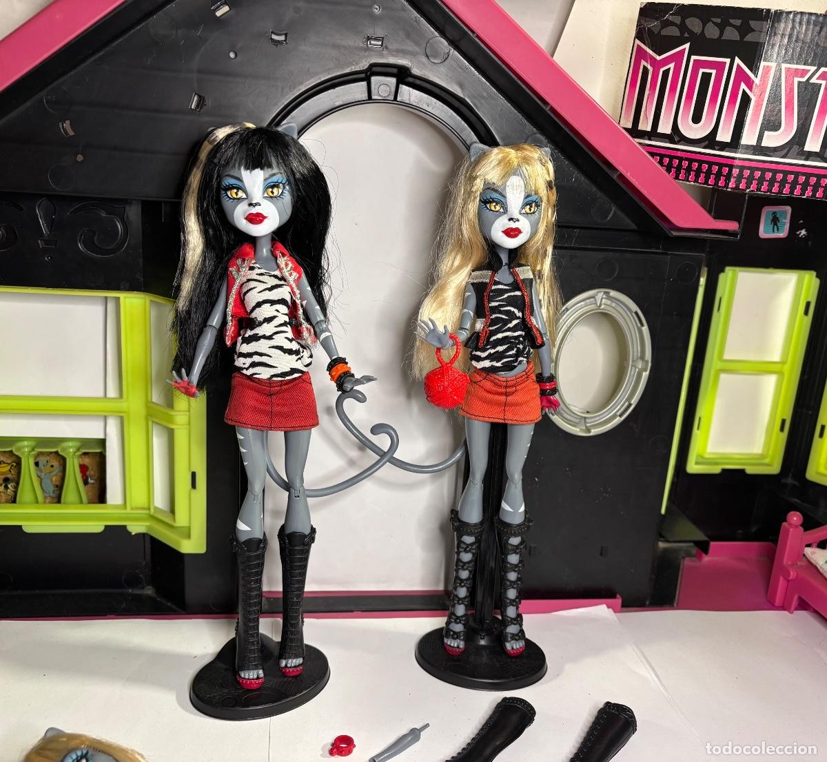 Mu&ntilde;ecas modernas: Mu&ntilde;ecas Monster High Purrsephone y Meowlody hermanas gatas