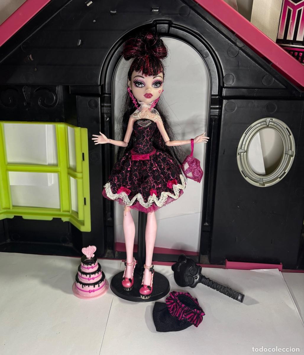 Mu&ntilde;ecas modernas: Mu&ntilde;eca Monster High Draculaura 1600 cumplespantos