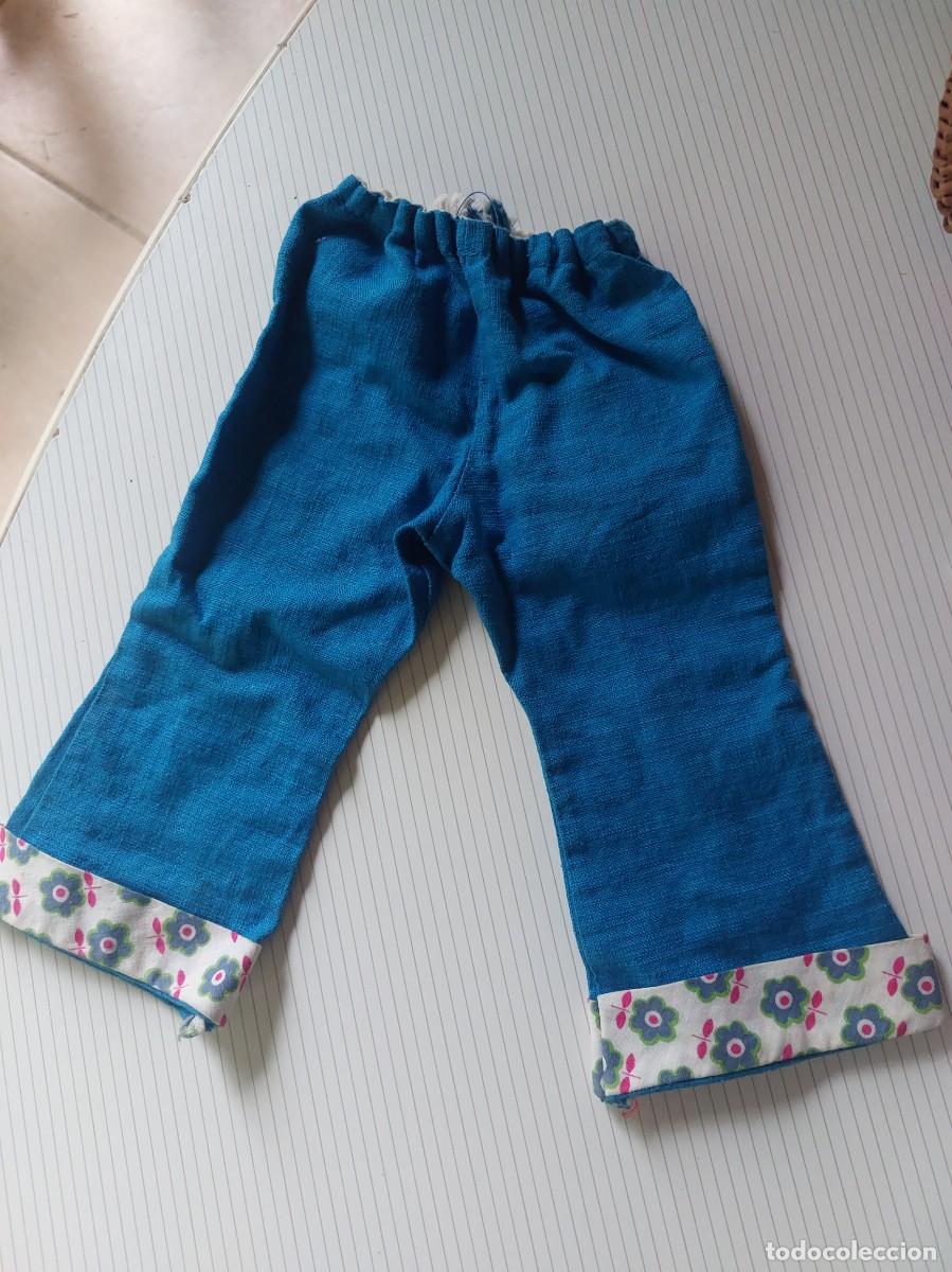 Mu&ntilde;ecas modernas: Ropa mu&ntilde;ecas alemanas a&ntilde;os 80: pantal&oacute;n 24 cm y delantal 23 cm