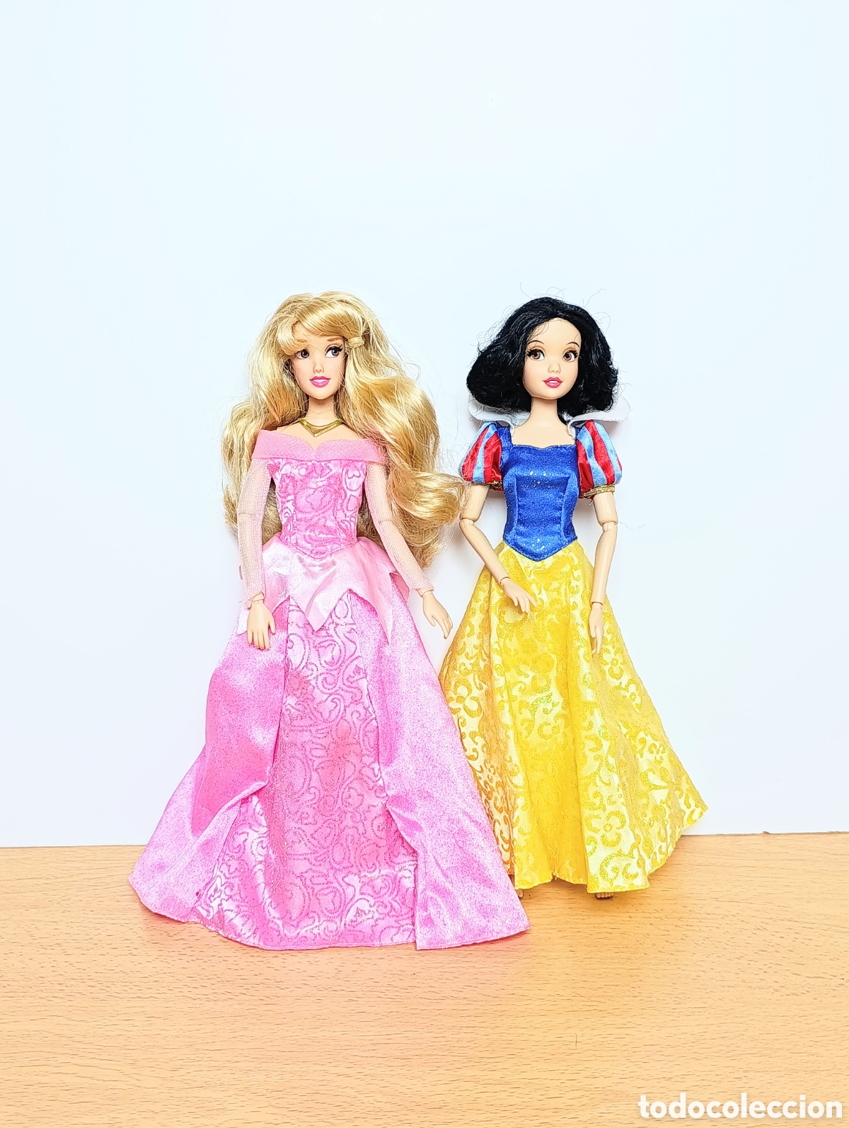Mu&ntilde;ecas modernas: Lote mu&ntilde;ecas disney parks Aurora y Blancanieves
