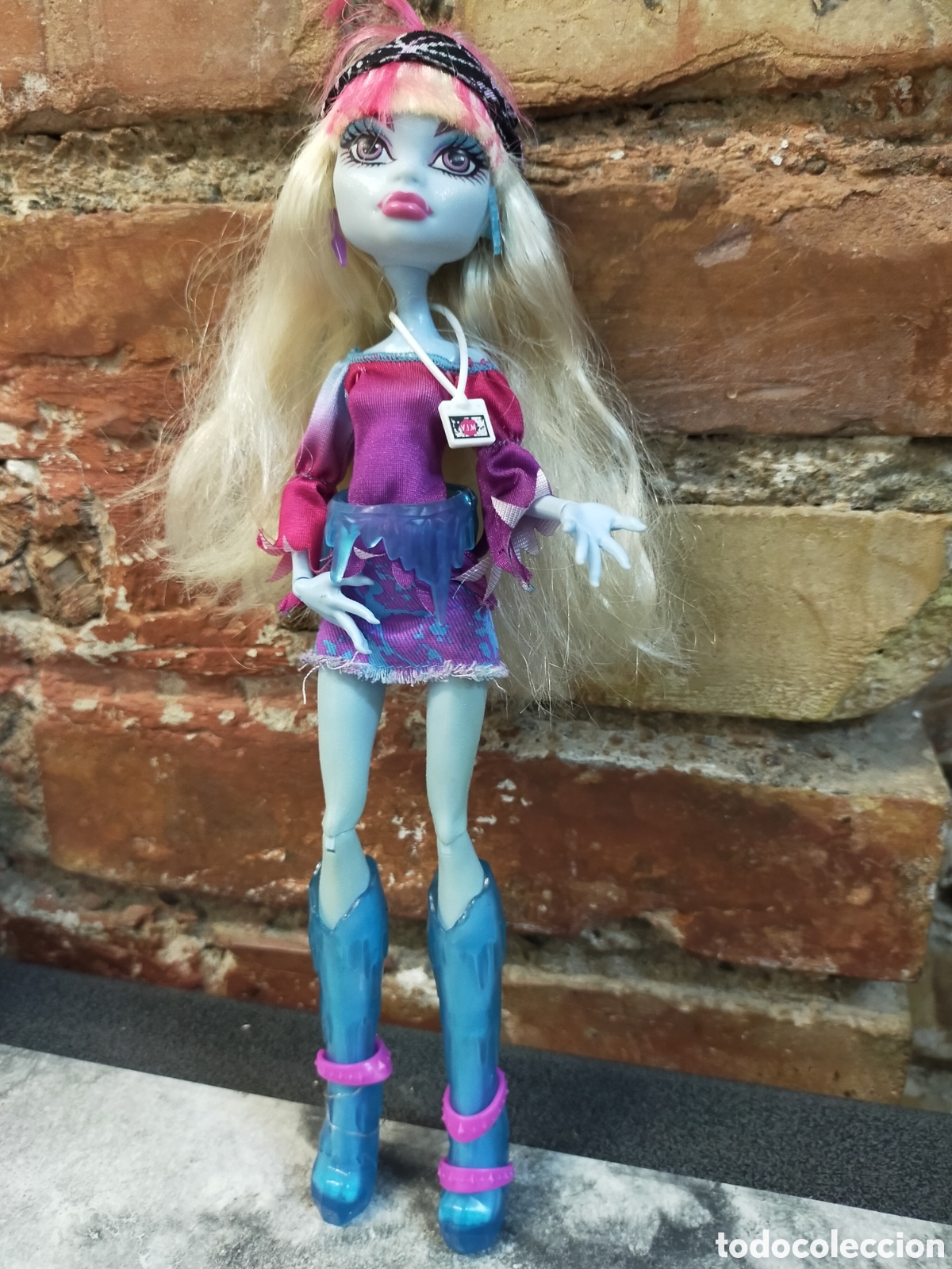 Mu&ntilde;ecas modernas: Mu&ntilde;eca Abbey Bominable Monster High mattel