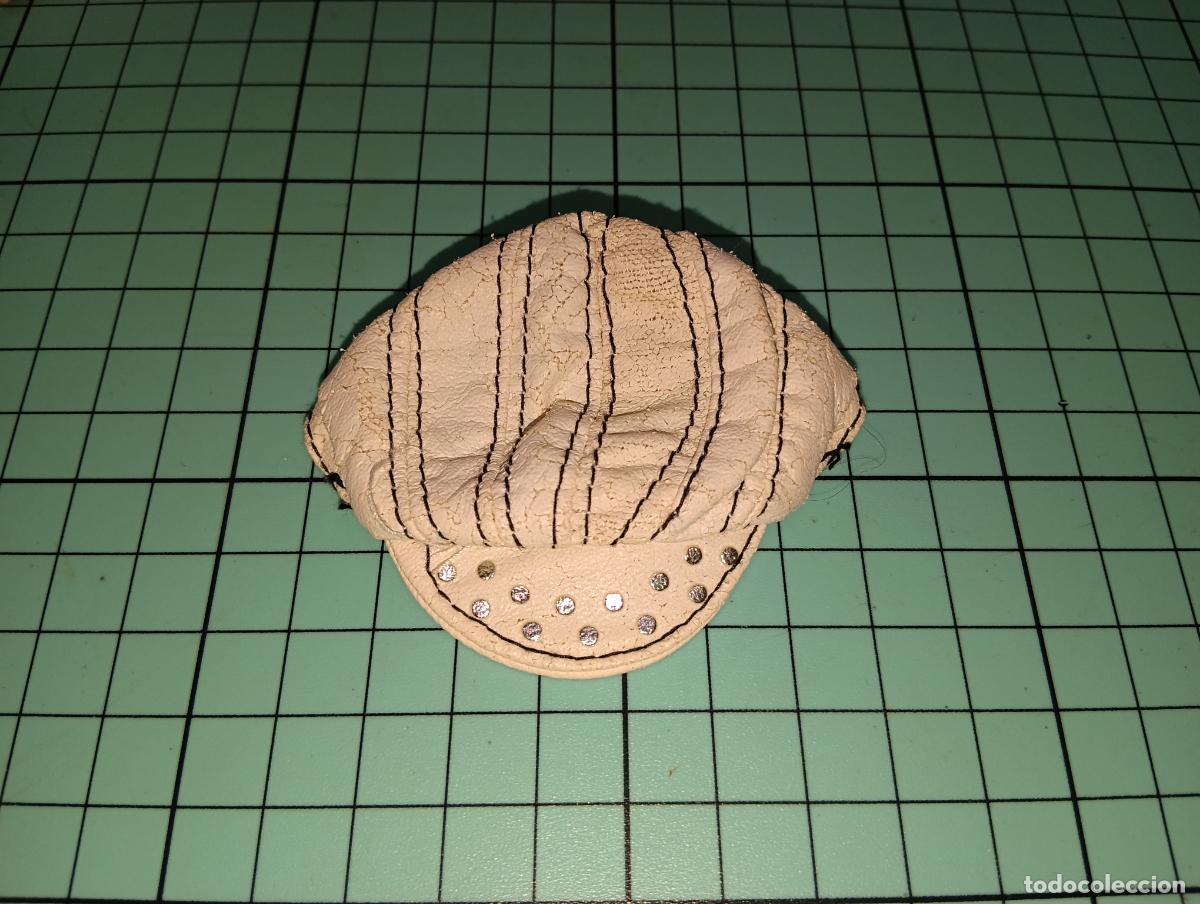 Mu&ntilde;ecas modernas: Gorro de mu&ntilde;eca Bratz