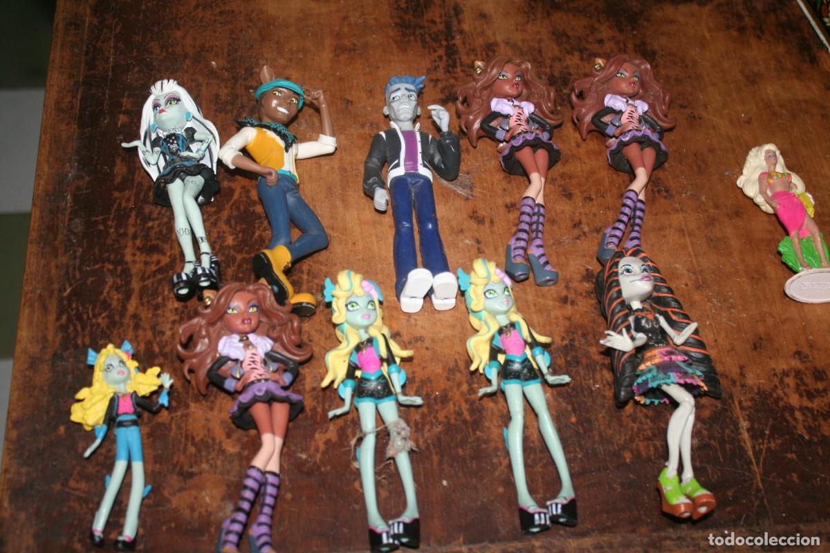 Mu&ntilde;ecas modernas: lote de mu&ntilde;ecos monster high
