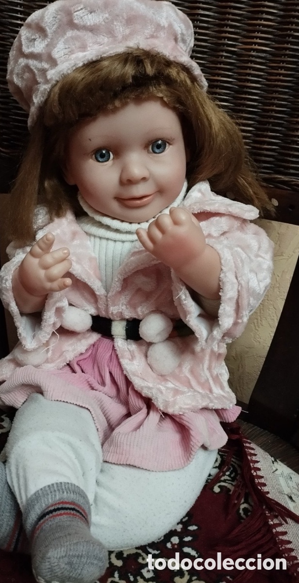 Mu&ntilde;ecas modernas: Gran Mu&ntilde;eca Lee Middleton 60 cm Rara &mdash; Articulada con Armaz&oacute;n, Peluca, Vinilo y Cuerpo Blando