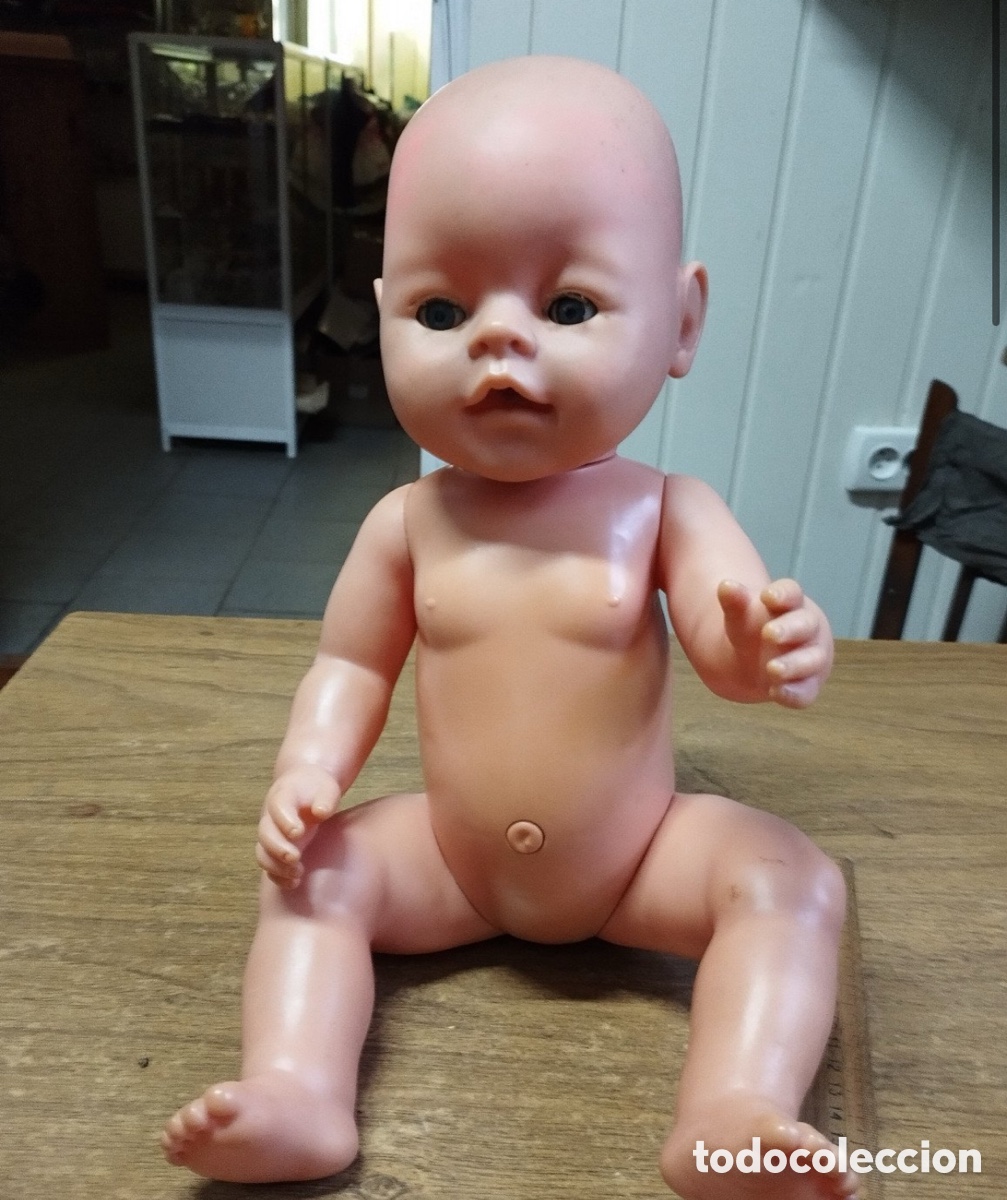 Mu&ntilde;ecas modernas: Mu&ntilde;eco beb&eacute; Peterkin 44 cm (Inglaterra) &mdash; Bebe y hace pip&iacute;, cuerpo de pl&aacute;stico duro y vinilo