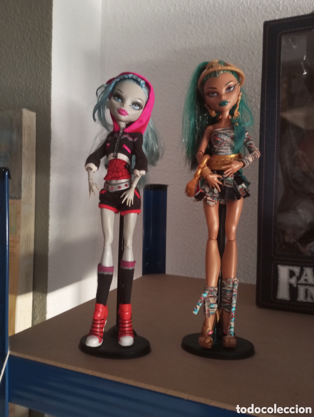 Mu&ntilde;ecas modernas: Nefera de Nile y Ghoulia Monster High LOTE