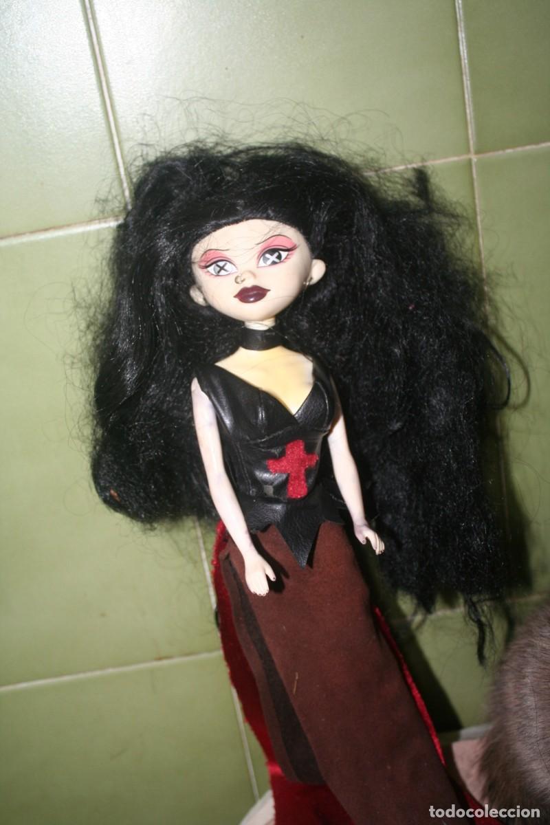 Mu&ntilde;ecas modernas: mu&ntilde;eca gotica edge morena - Foto 2